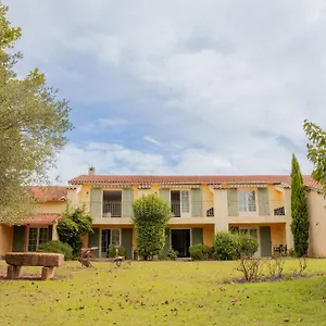 https://hotel-des-granges.fr-provencehotel.com