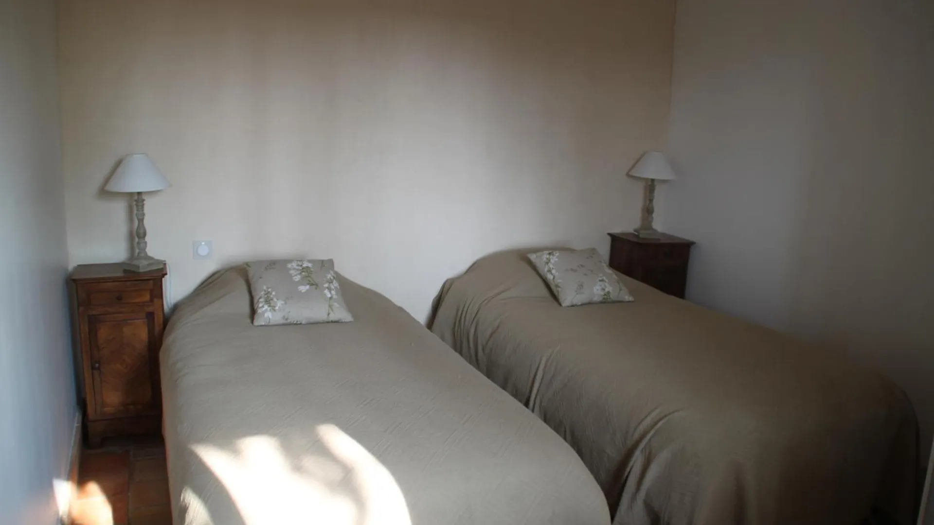 Bed & Breakfast - Maison De Marie Messimy-sur-Saone Гостевой дом